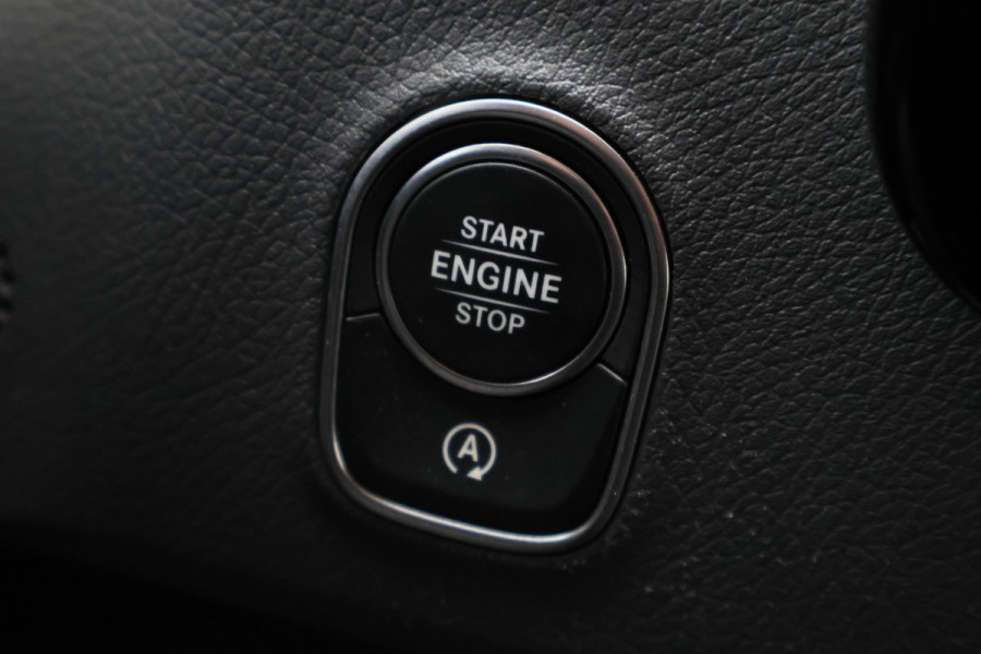 Mercedes-Benz Sprinter 315 CDI L2H2 DC 6-Zits, Camera, Cruise, Apple Carplay, LED, Chauffersstoel, PDC, 18''