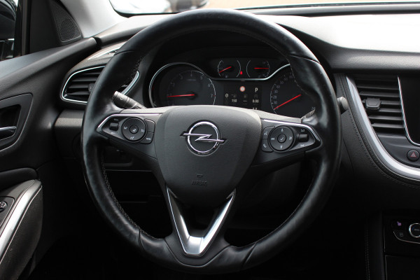Opel Grandland X 1.2 Turbo Innovation / Trekhaak / Camera / Leder / Keyless / 18'' / CarPlay / Stoelventilatie+Verwarming / Stuurverwarming / DAB / Cruise Control