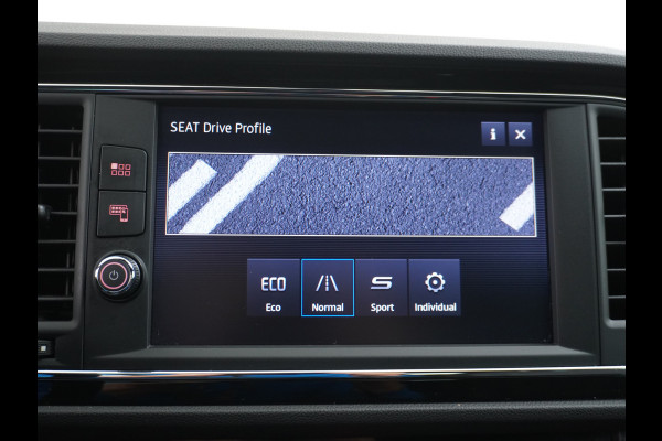 Seat Leon ST 1.5T 131pk FR Trekhaak Stoelverwarming Navi via Apple Carplay/Android Auto Navi Lmv 17" Dual-ECC Privacy Glass DAB Cruise Con Winterpack Sportstoelen Licht+Regensensor Isofix 1.400KG Trekgewicht Origineel Nederlandse Auto