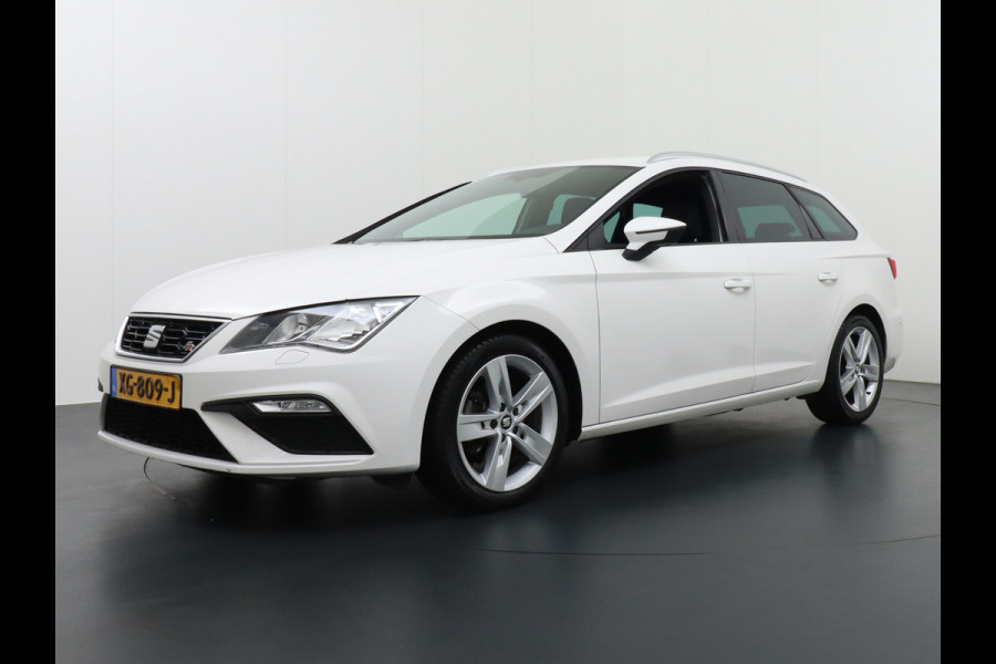 Seat Leon ST 1.5T 131pk FR Trekhaak Stoelverwarming Navi via Apple Carplay/Android Auto Navi Lmv 17" Dual-ECC Privacy Glass DAB Cruise Con Winterpack Sportstoelen Licht+Regensensor Isofix 1.400KG Trekgewicht Origineel Nederlandse Auto