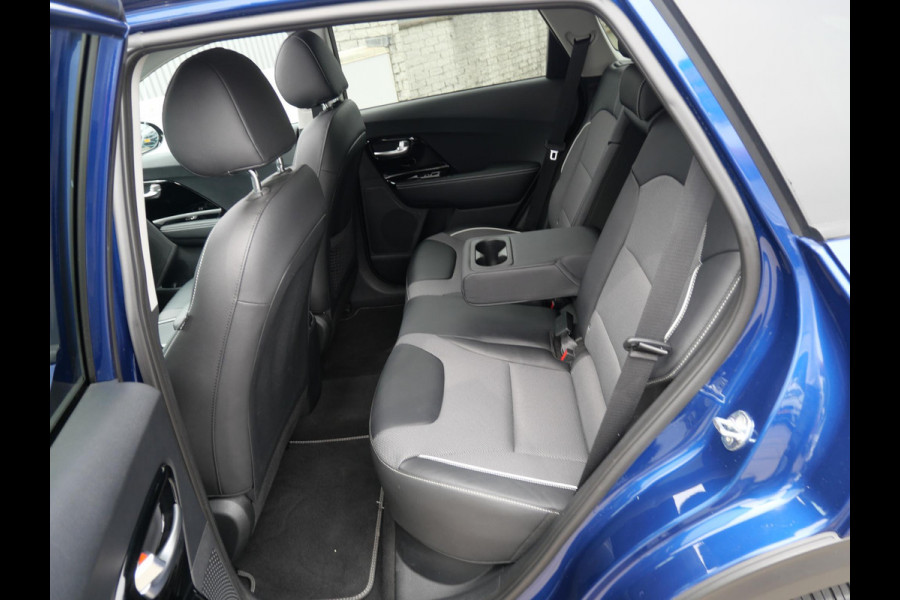 Kia e-Niro DynamicPlusLine 64 kWh | SOH 96,5% | 3Fase | Trekhaak | Stoel/Stuur verwarming |