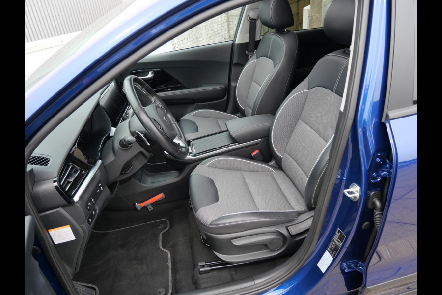 Kia e-Niro DynamicPlusLine 64 kWh | SOH 96,5% | 3Fase | Trekhaak | Stoel/Stuur verwarming |