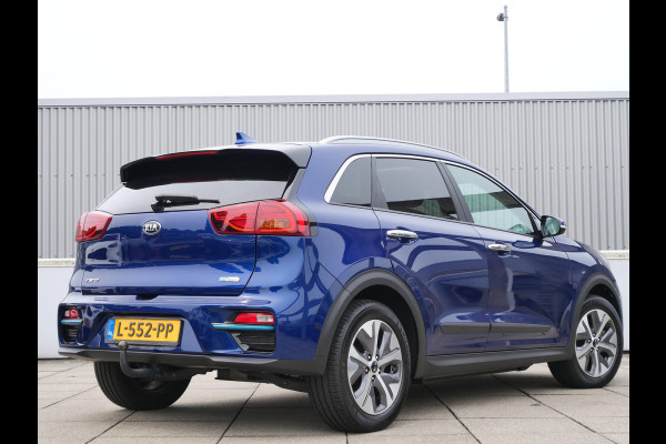 Kia e-Niro DynamicPlusLine 64 kWh | SOH 96,5% | 3Fase | Trekhaak | Stoel/Stuur verwarming |