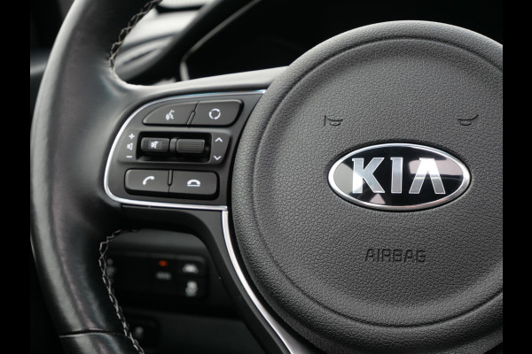 Kia e-Niro DynamicPlusLine 64 kWh | SOH 96,5% | 3Fase | Trekhaak | Stoel/Stuur verwarming |