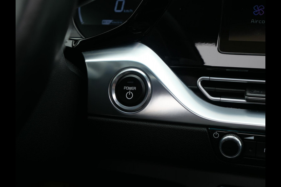 Kia e-Niro DynamicPlusLine 64 kWh | SOH 96,5% | 3Fase | Trekhaak | Stoel/Stuur verwarming |