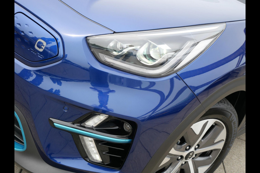 Kia e-Niro DynamicPlusLine 64 kWh | SOH 96,5% | 3Fase | Trekhaak | Stoel/Stuur verwarming |