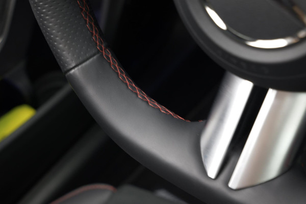 Mercedes-Benz A-Klasse 250 e AMG Line |Pano|Stuurverwarm.|Ambient|
