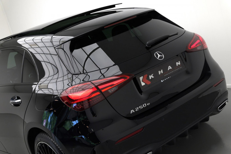 Mercedes-Benz A-Klasse 250 e AMG Line |Pano|Stuurverwarm.|Ambient|