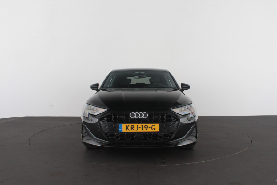 Audi A3 Sportback 30 TFSI Pro Line > Leer/Camera/Adapt.cruise/getint gals