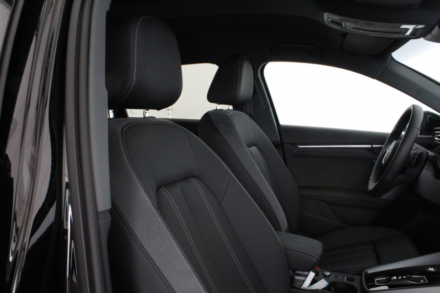 Audi A3 Sportback 30 TFSI Pro Line > Leer/Camera/Adapt.cruise/getint gals