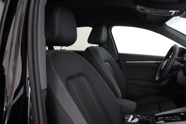 Audi A3 Sportback 30 TFSI Pro Line > Leer/Camera/Adapt.cruise/getint gals