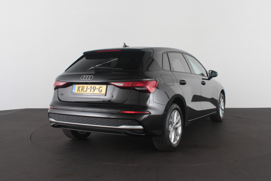 Audi A3 Sportback 30 TFSI Pro Line > Leer/Camera/Adapt.cruise/getint gals