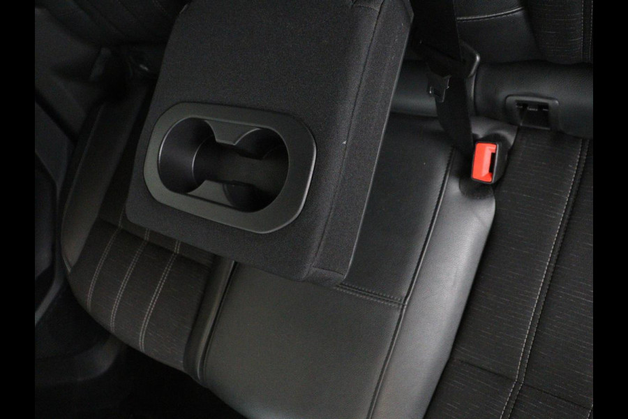 Renault Austral 1.3 mild hybrid | SOH 92,4% | Half leder | Climate control | Carplay | Virtual Dashboard | Adaptive Cruise | Camera | Park assist |