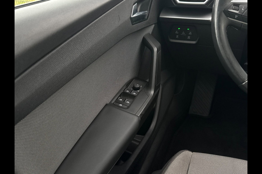 Seat Leon Sportstourer 1.0 eTSI FR Business Intense | Carplay | PDC | ACC | Stoelverwarming |
