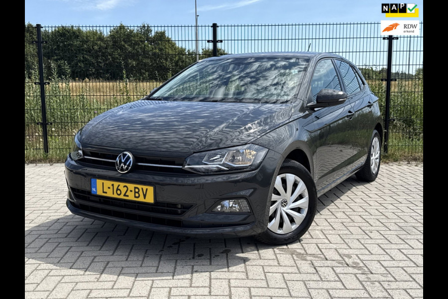Volkswagen Polo 1.0 TSI Comfortline Business | Camera | Carplay | PDC |