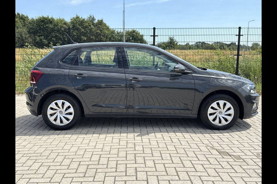 Volkswagen Polo 1.0 TSI Comfortline Business | Camera | Carplay | PDC |