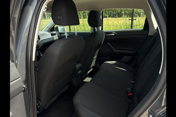 Volkswagen Polo 1.0 TSI Comfortline Business | Camera | Carplay | PDC |