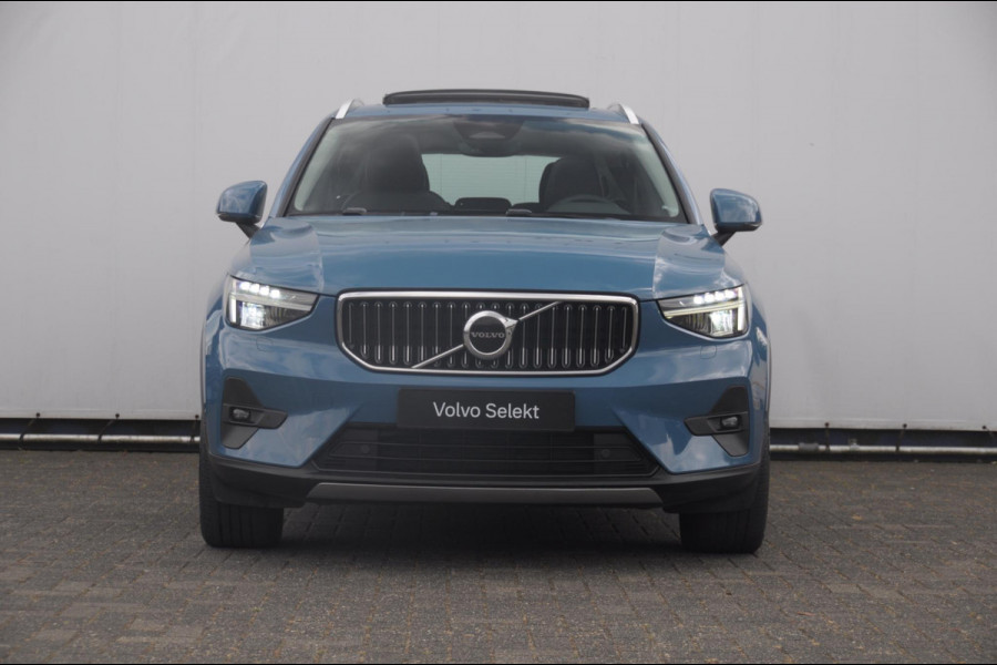 Volvo XC40 B3 177PK Automaat Ultimate Bright Panoramadak / cruise control / Camera / Elektrisch bedienbare stoelen met geheugen / Apple Carplay / Android auto /