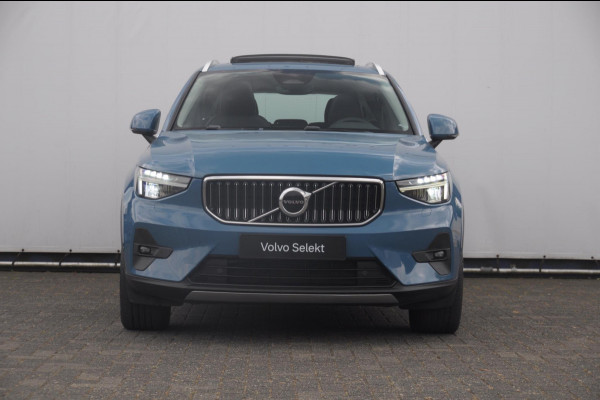 Volvo XC40 B3 177PK Automaat Ultimate Bright Panoramadak / cruise control / Camera / Elektrisch bedienbare stoelen met geheugen / Apple Carplay / Android auto /