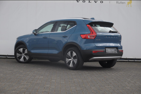 Volvo XC40 B3 177PK Automaat Ultimate Bright Panoramadak / cruise control / Camera / Elektrisch bedienbare stoelen met geheugen / Apple Carplay / Android auto /