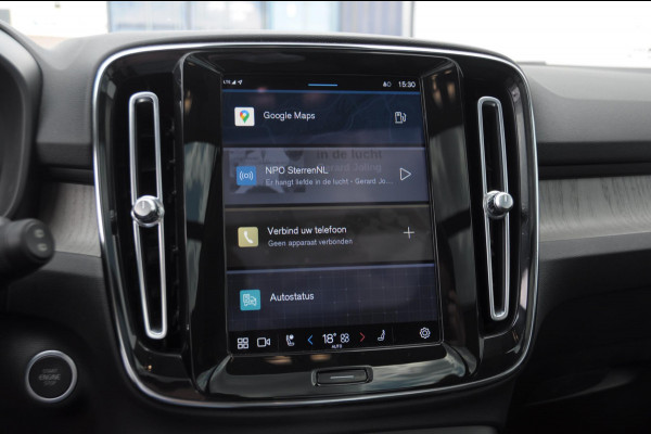 Volvo XC40 B3 177PK Automaat Ultimate Bright Panoramadak / cruise control / Camera / Elektrisch bedienbare stoelen met geheugen / Apple Carplay / Android auto /