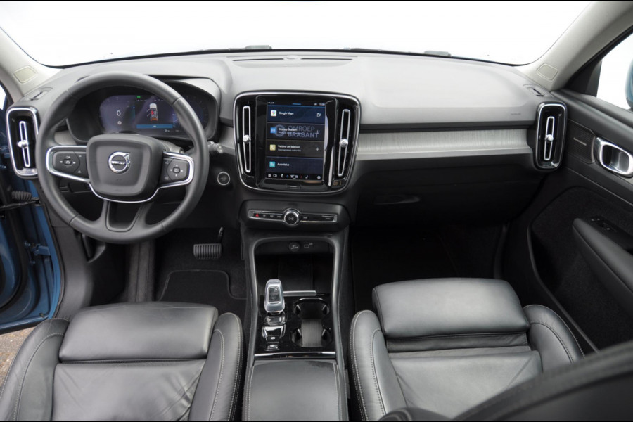 Volvo XC40 B3 177PK Automaat Ultimate Bright Panoramadak / cruise control / Camera / Elektrisch bedienbare stoelen met geheugen / Apple Carplay / Android auto /
