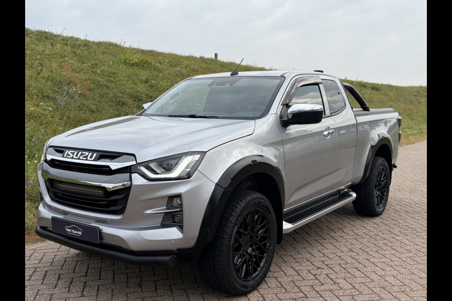 Isuzu D-max 1.9 Extended Cab LSX | AUTOMAAT | LEDER | 20'' BlackRhino LMV | Pedders Suspension | Apple CarPlay / Android Auto | TH. 3500 kg | Roll Cover