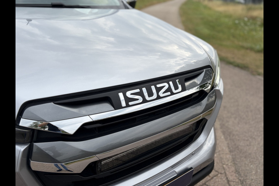 Isuzu D-max 1.9 Extended Cab LSX | AUTOMAAT | LEDER | 20'' BlackRhino LMV | Pedders Suspension | Apple CarPlay / Android Auto | TH. 3500 kg | Roll Cover