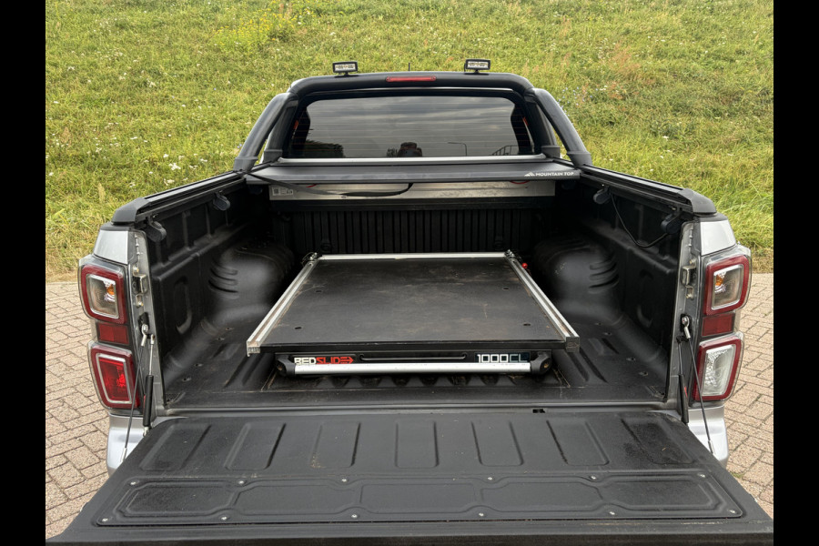 Isuzu D-max 1.9 Extended Cab LSX | AUTOMAAT | LEDER | 20'' BlackRhino LMV | Pedders Suspension | Apple CarPlay / Android Auto | TH. 3500 kg | Roll Cover