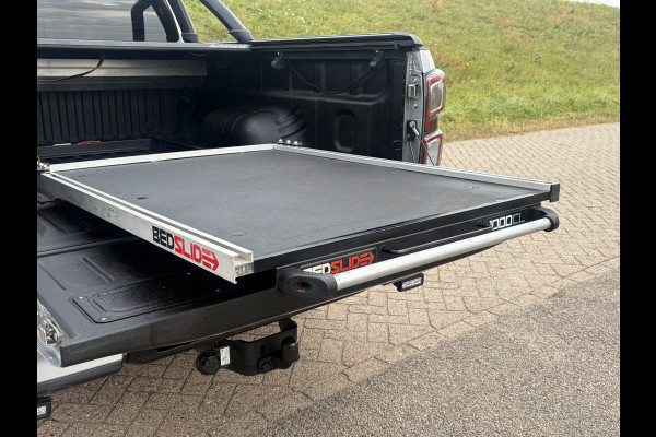 Isuzu D-max 1.9 Extended Cab LSX | AUTOMAAT | LEDER | 20'' BlackRhino LMV | Pedders Suspension | Apple CarPlay / Android Auto | TH. 3500 kg | Roll Cover