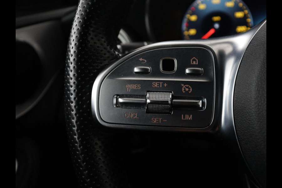Mercedes-Benz C-Klasse Estate 180 Business Solution | Panoramadak | Half leder | Stoelverwarming | Virtueel dashboard | 360 Camera | Park assist | Climate control | Cruise control |
