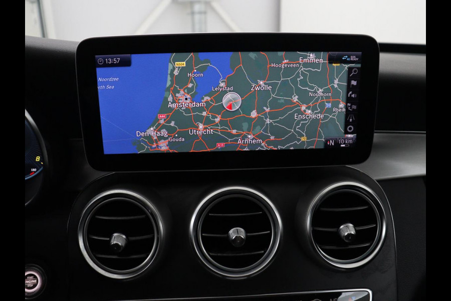 Mercedes-Benz C-Klasse Estate 180 Business Solution | Panoramadak | Half leder | Stoelverwarming | Virtueel dashboard | 360 Camera | Park assist | Climate control | Cruise control |