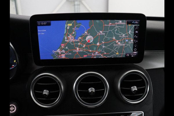 Mercedes-Benz C-Klasse Estate 180 Business Solution | Panoramadak | Half leder | Stoelverwarming | Virtueel dashboard | 360 Camera | Park assist | Climate control | Cruise control |