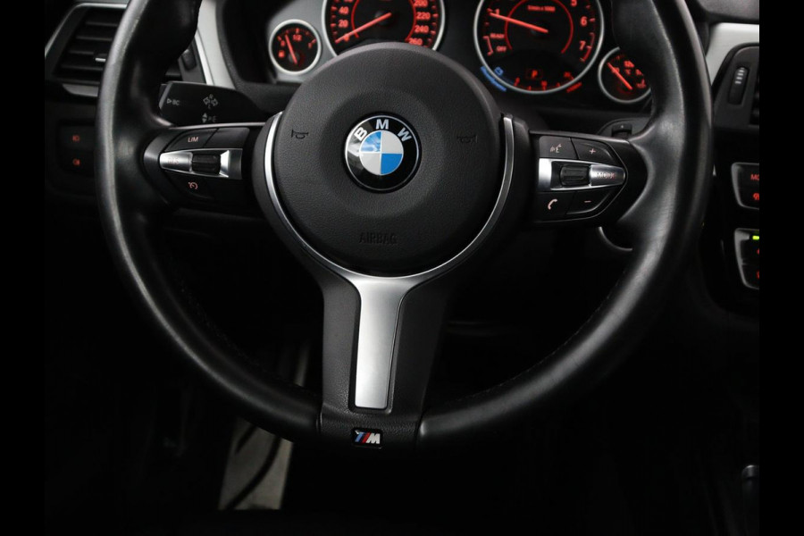 BMW 4 Serie Coupé 418i High Executive M-sport | Stoelverwarming | Leder | Cruise control | Park assist | Sfeerverlichting | Climate control | Navigatie |