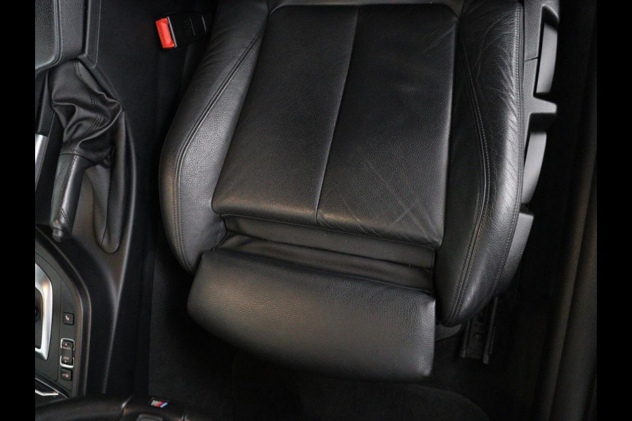 BMW 4 Serie Coupé 418i High Executive M-sport | Stoelverwarming | Leder | Cruise control | Park assist | Sfeerverlichting | Climate control | Navigatie |
