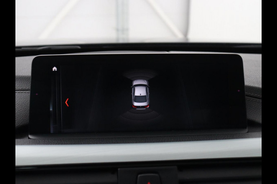 BMW 4 Serie Coupé 418i High Executive M-sport | Stoelverwarming | Leder | Cruise control | Park assist | Sfeerverlichting | Climate control | Navigatie |
