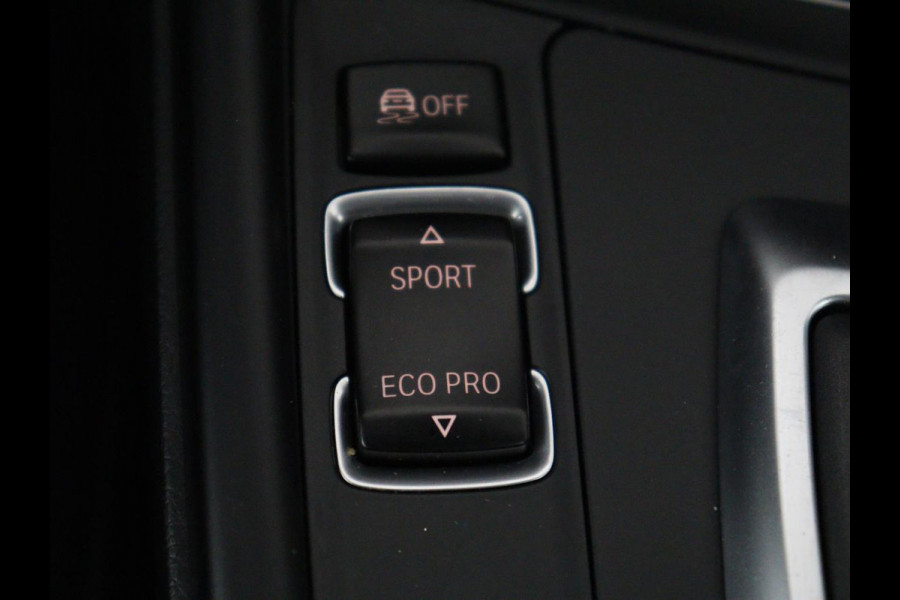 BMW 4 Serie Coupé 418i High Executive M-sport | Stoelverwarming | Leder | Cruise control | Park assist | Sfeerverlichting | Climate control | Navigatie |