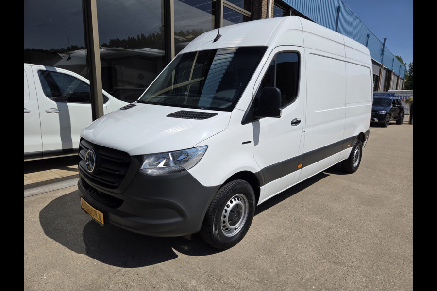 Mercedes-Benz eSprinter eSprinter L2H2 55 kWh Airco Achteruitrijcamera 270 gr doordraai deuren