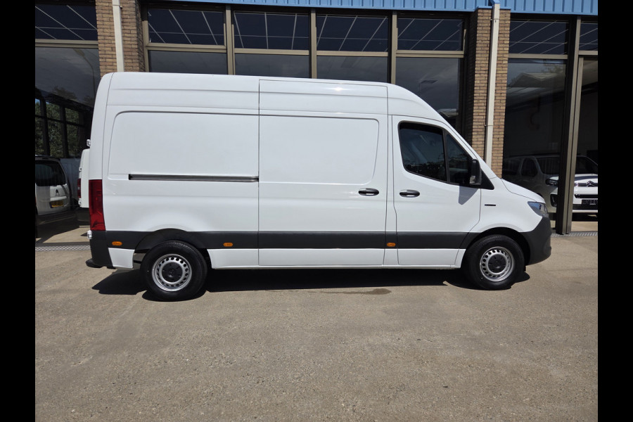 Mercedes-Benz eSprinter eSprinter L2H2 55 kWh Airco Achteruitrijcamera 270 gr doordraai deuren