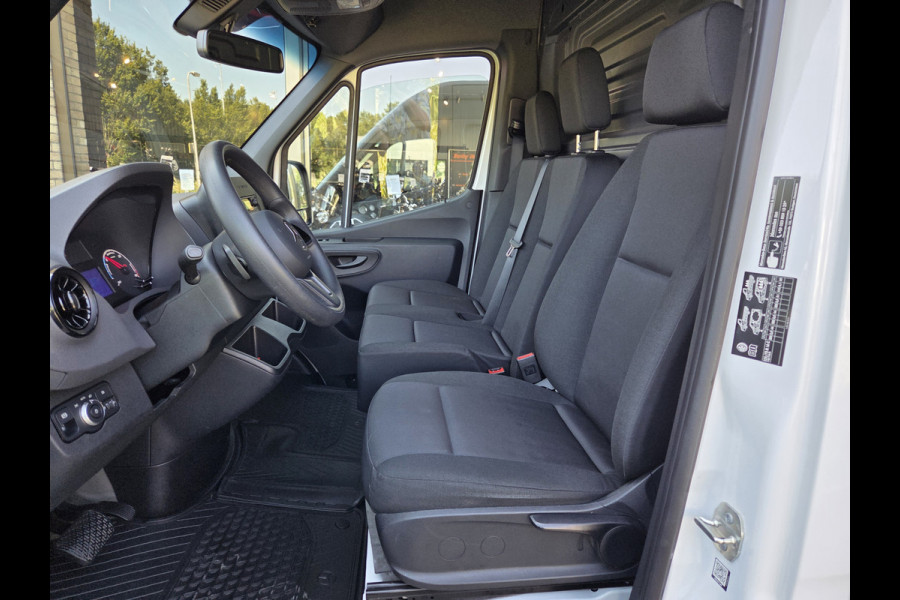 Mercedes-Benz eSprinter eSprinter L2H2 55 kWh Airco Achteruitrijcamera 270 gr doordraai deuren