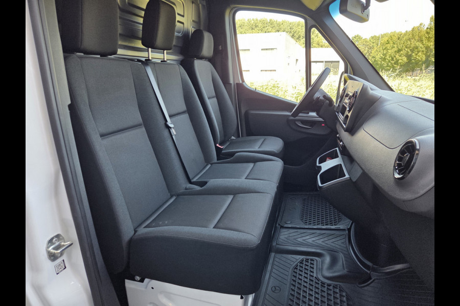 Mercedes-Benz eSprinter eSprinter L2H2 55 kWh Airco Achteruitrijcamera 270 gr doordraai deuren