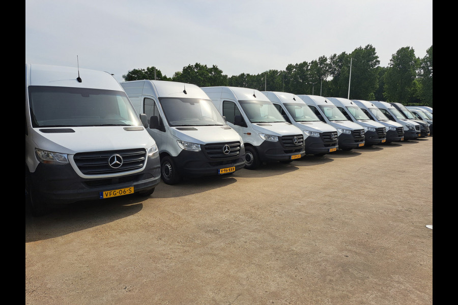 Mercedes-Benz eSprinter eSprinter L2H2 55 kWh Airco Achteruitrijcamera 270 gr doordraai deuren