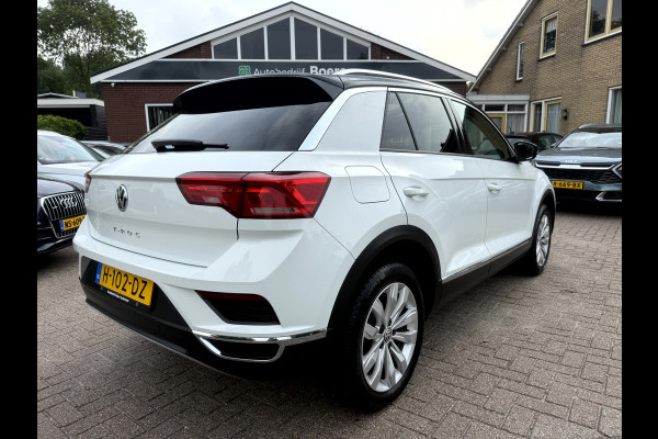 Volkswagen T-Roc 1.5 TSI 150pk Style Business Camera, 17''Lmv, Stoelverwarming