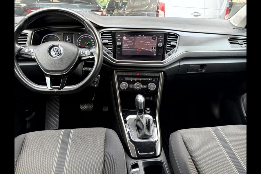 Volkswagen T-Roc 1.5 TSI 150pk Style Business Camera, 17''Lmv, Stoelverwarming
