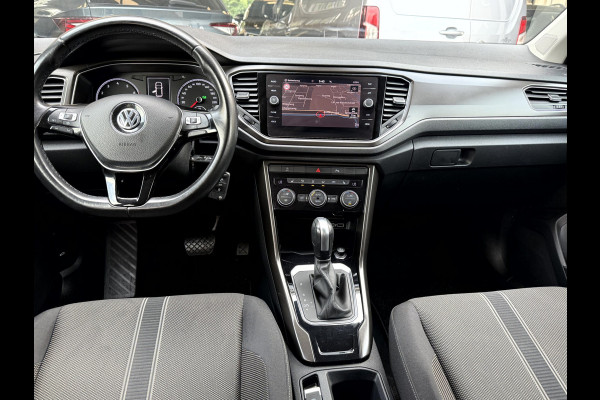 Volkswagen T-Roc 1.5 TSI 150pk Style Business Camera, 17''Lmv, Stoelverwarming