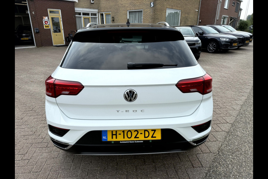 Volkswagen T-Roc 1.5 TSI 150pk Style Business Camera, 17''Lmv, Stoelverwarming