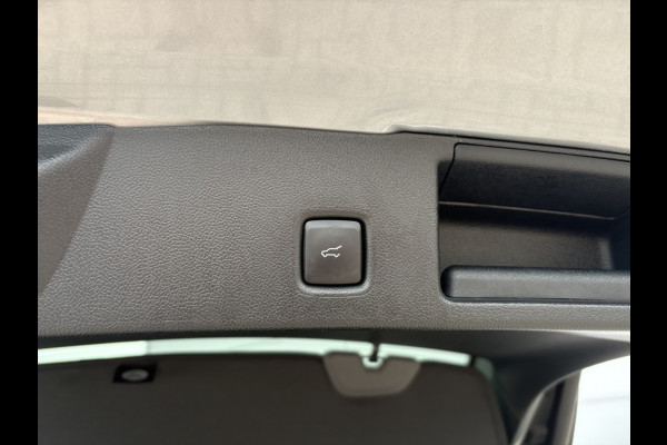 Ford Kuga 2.5 PHEV ST-Line X BLACKPACK! VOL OPTIES! NAP!