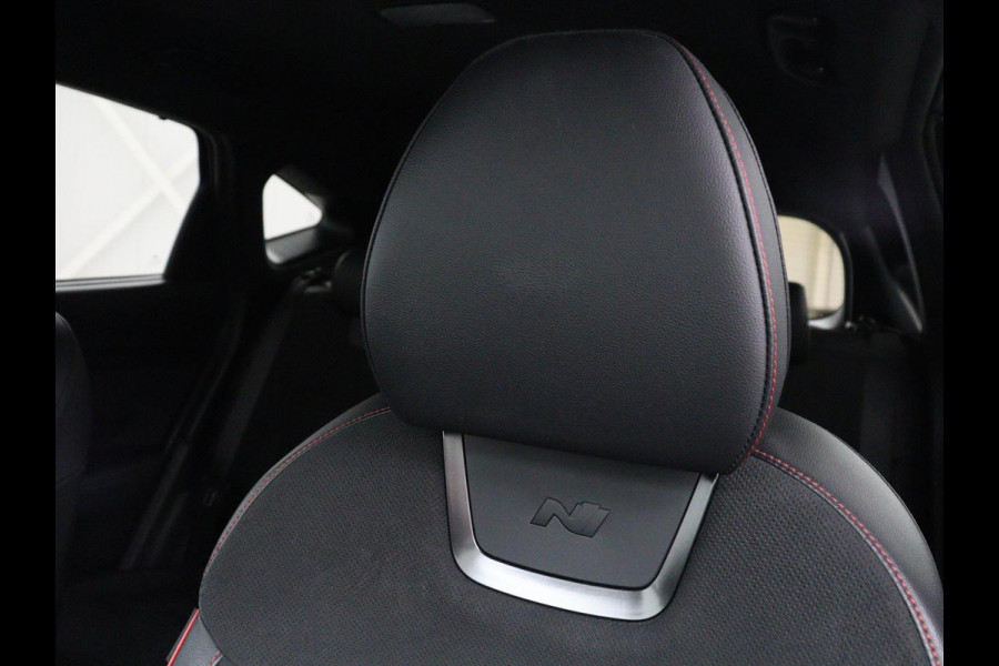 Hyundai Tucson 1.6 T-GDI HEV N Line | Leder/alcantara | Stoelkoeling | Stuur/stoel verwarming | Adaptive cruise | 360 camera | Carplay | Krell sound | Full LED |