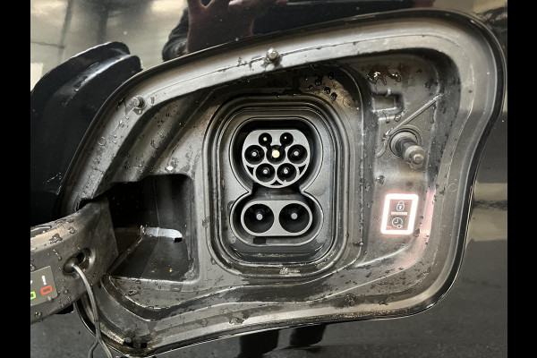 Peugeot e-Expert Long Premium 75 kWh 3-zits Automaat Airco Navigatie