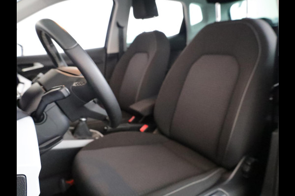 Seat Arona 1.0 TSI Style Business Intense 95 pk | Navigatie | Trekhaak | Parkeersensoren achter | LED koplampen | Autom. airco | Stoelverwarming |